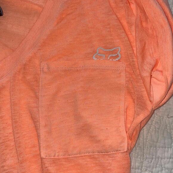 Bundle of basic tees - Picture 6 of 6